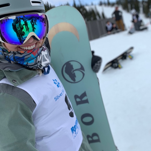 Meet your Posher, Kelsey - Picture 3 of 5